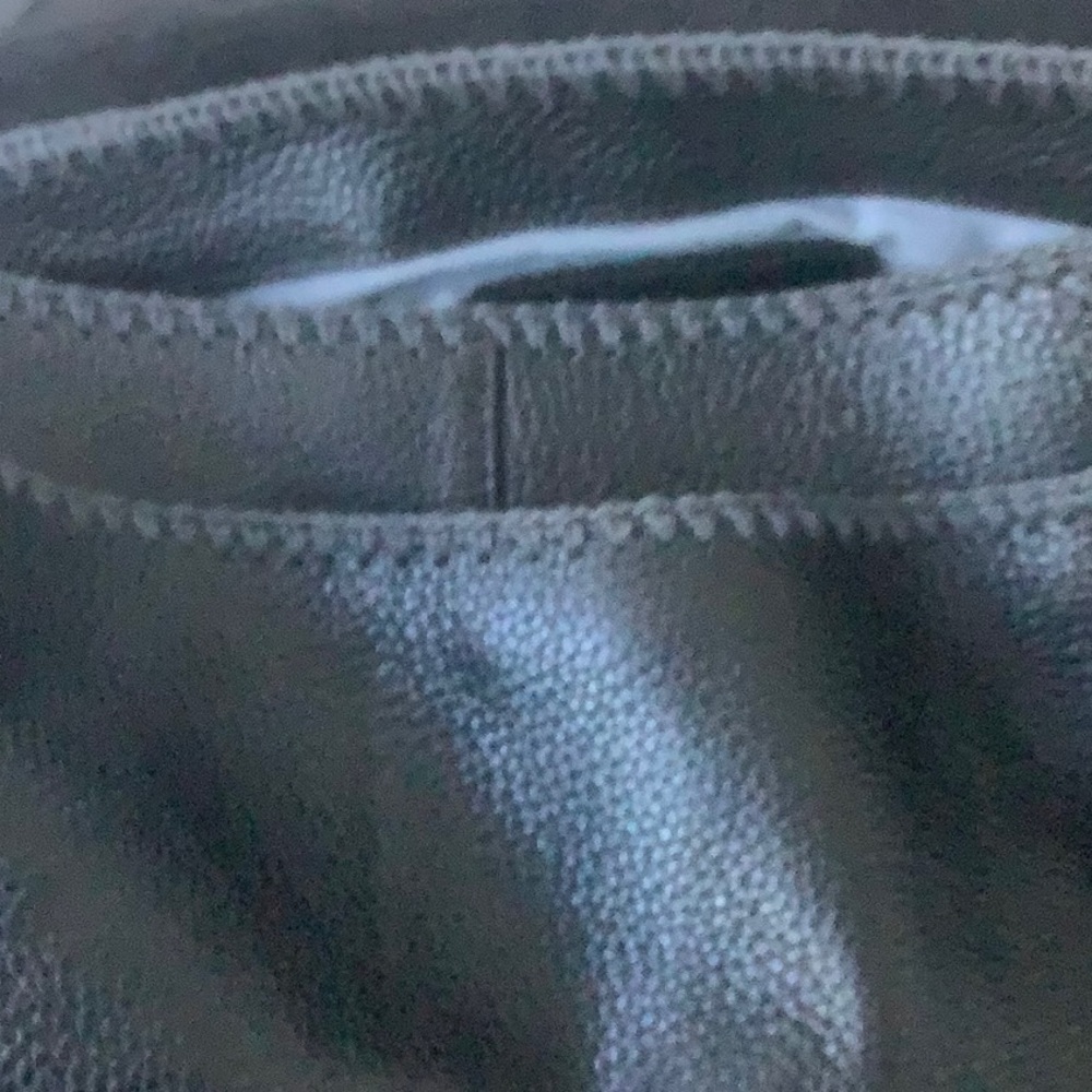 Lockheart Handbag - Picture 7 of 8